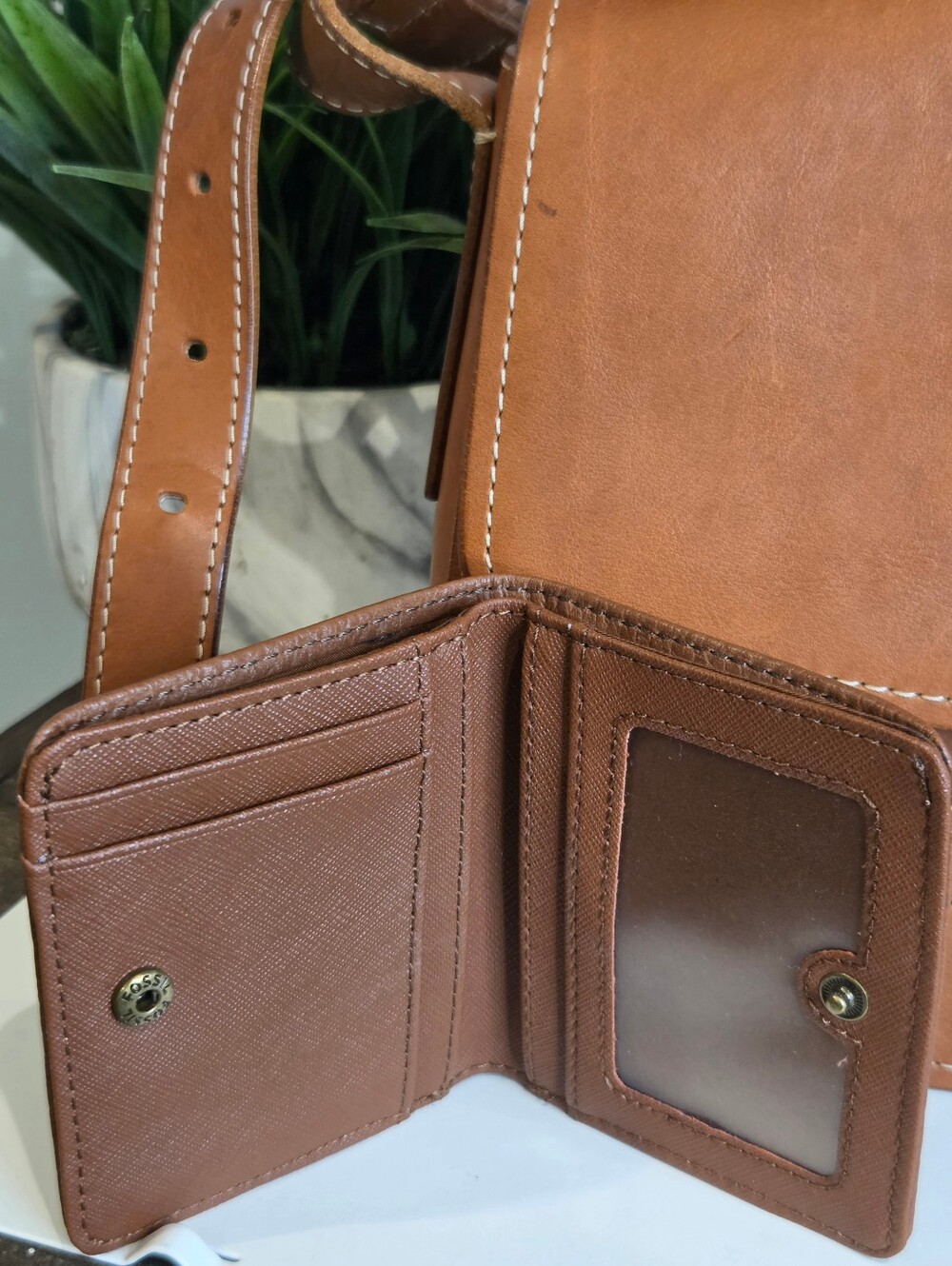 Fossil Tremont Flap Crossbody Handbag and Fossil Brown Leather Wallet. - Picture 16 of 16